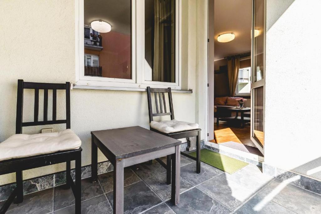 Apartament Niecala Queens Superior Люблин Екстериор снимка