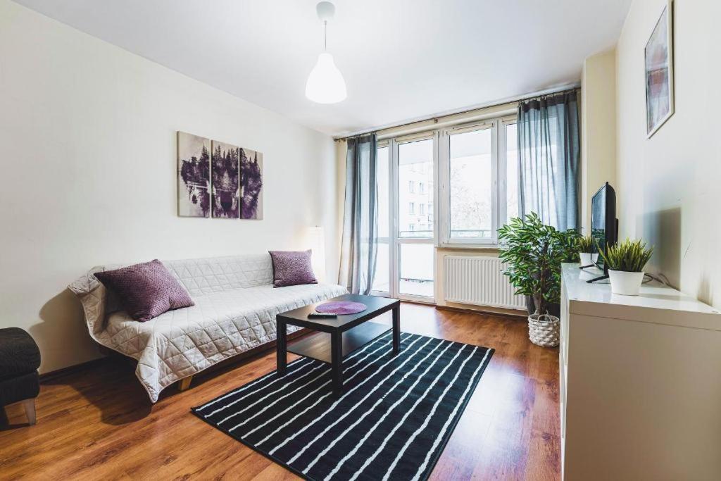 Apartament Niecala Queens Superior Люблин Екстериор снимка