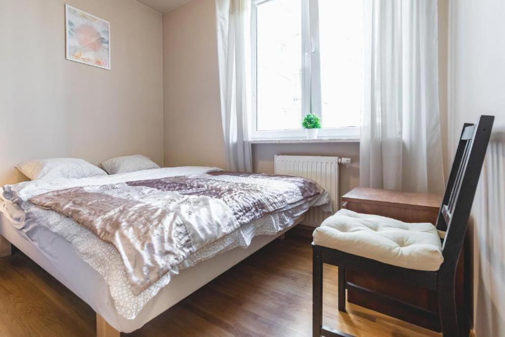 Apartament Niecala Queens Superior Люблин Екстериор снимка