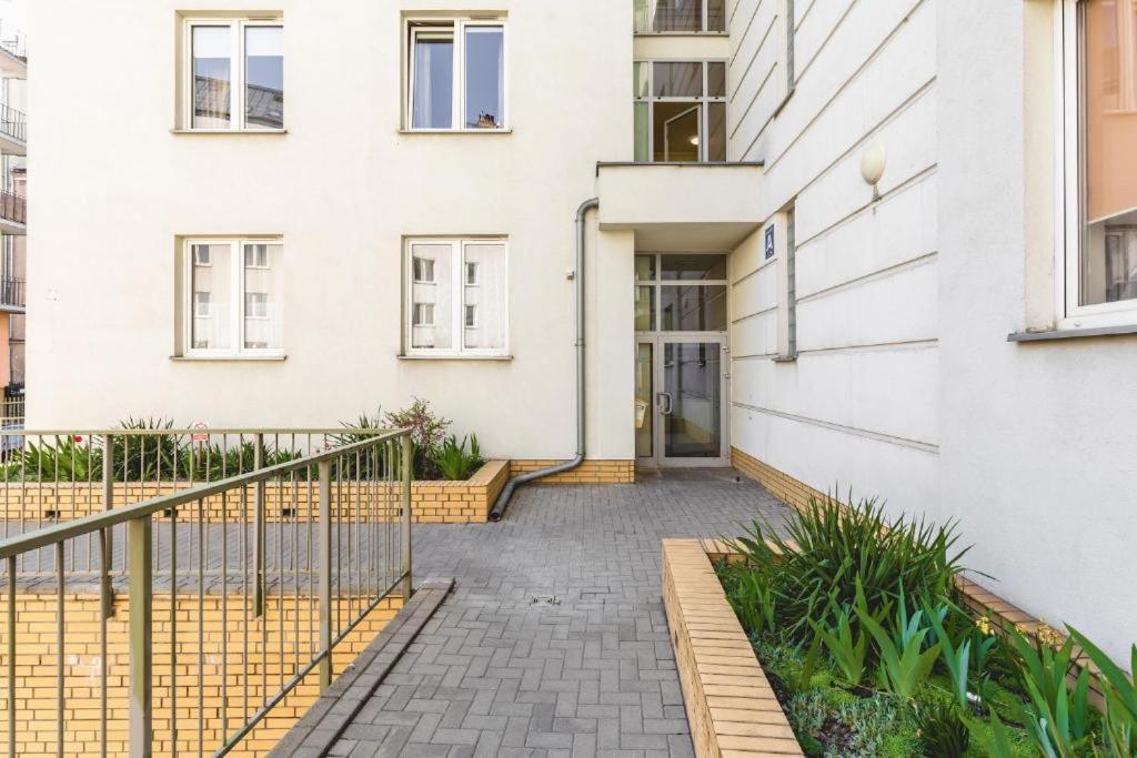 Apartament Niecala Queens Superior Люблин Екстериор снимка